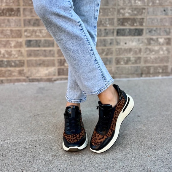 Ara Galicia Slip On Sneaker in Black/Leo - Picture 2 of 4